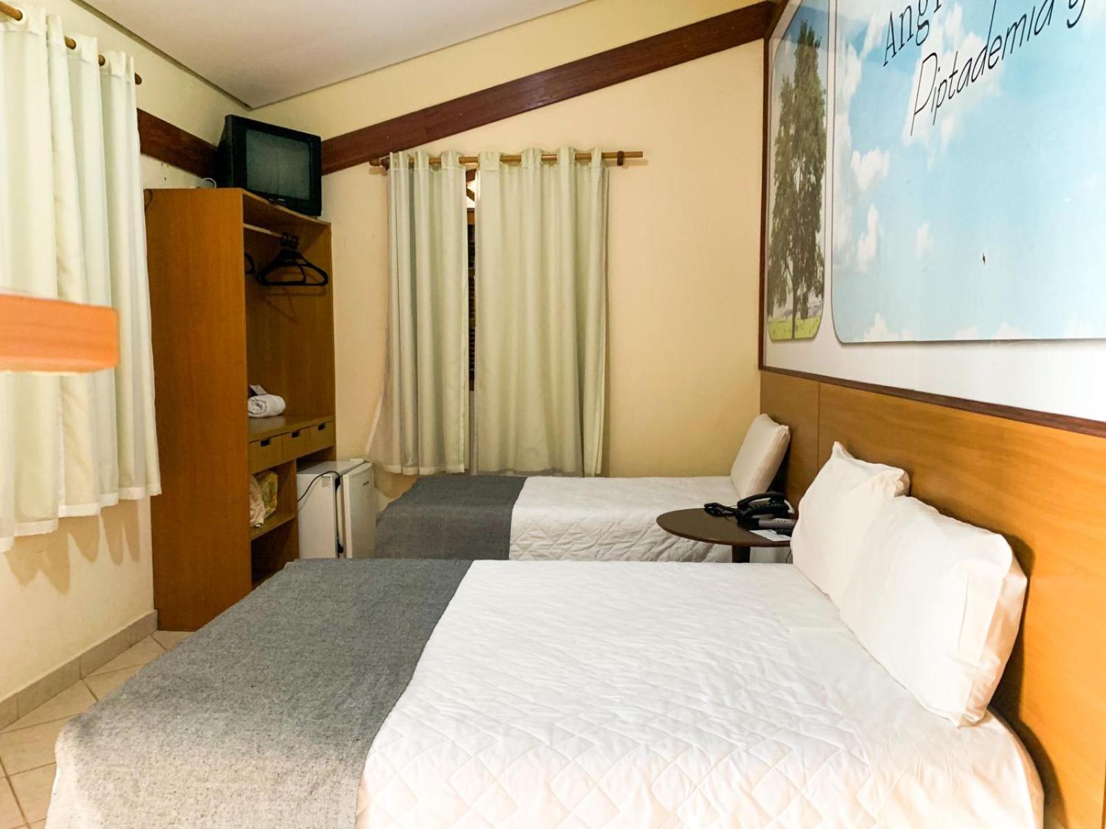 Hotel Fazenda Tucano Capim Branco Екстер'єр фото