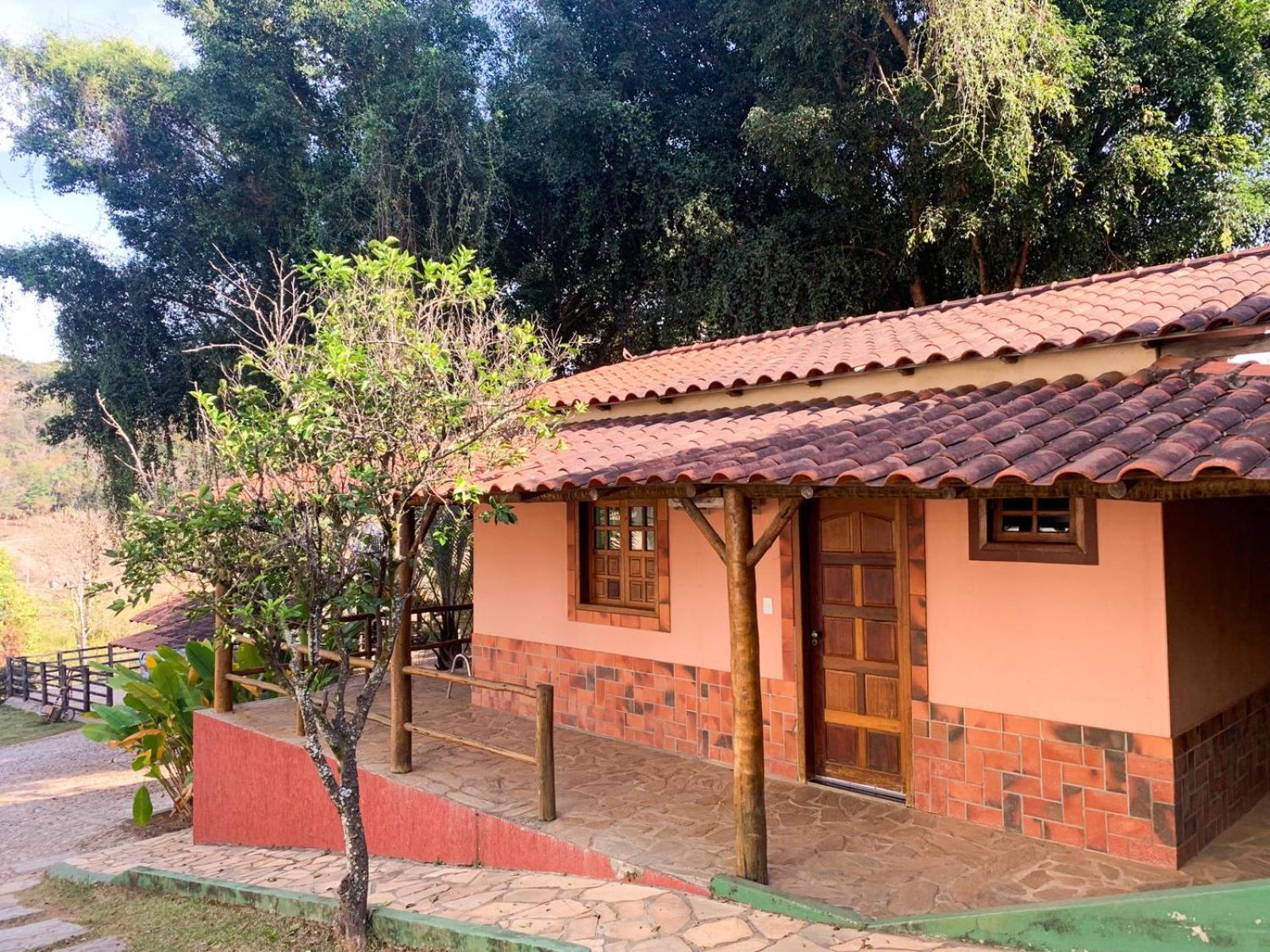 Hotel Fazenda Tucano Capim Branco Екстер'єр фото